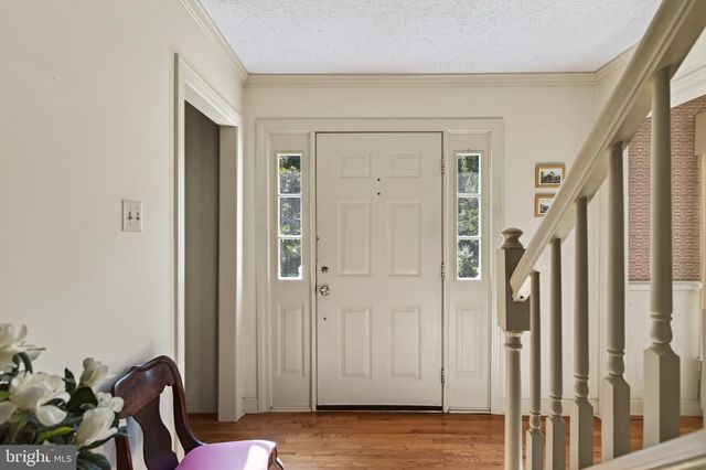 102 FOREST VALLEY RD, Winchester, VA 22602