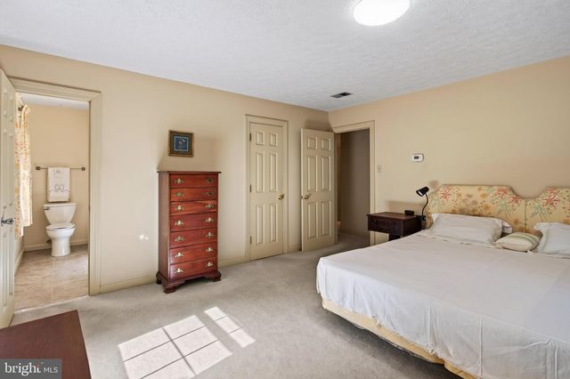 102 FOREST VALLEY RD, Winchester, VA 22602
