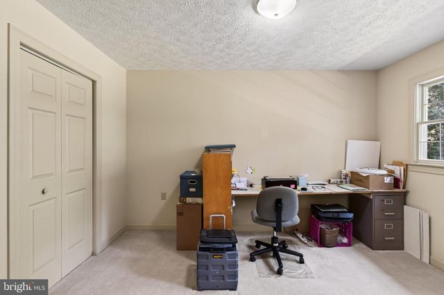 102 FOREST VALLEY RD, Winchester, VA 22602