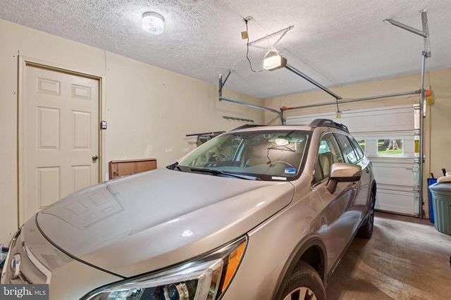 102 FOREST VALLEY RD, Winchester, VA 22602