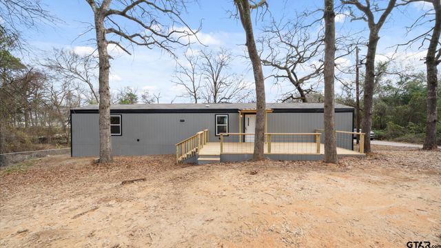 721 Queens Drive, Tool, TX 75143