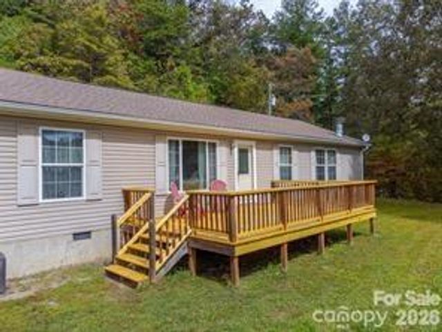 179 Fresh Water Ridge, Whittier, NC 28789