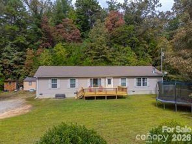 179 Fresh Water Ridge, Whittier, NC 28789