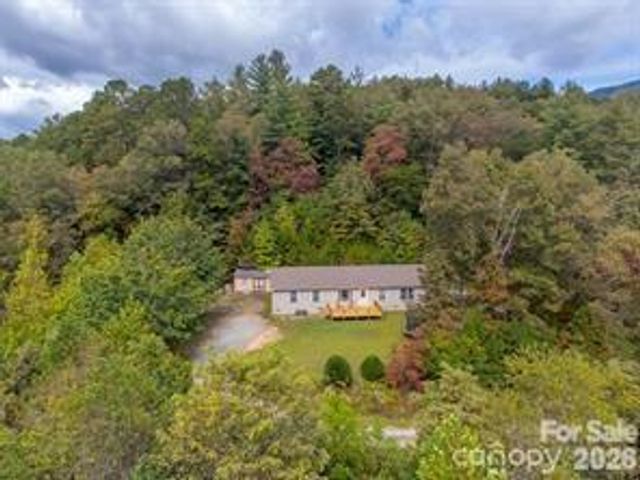 179 Fresh Water Ridge, Whittier, NC 28789