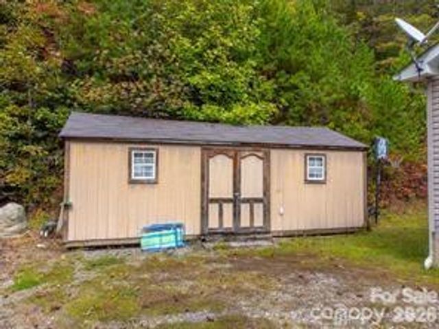 179 Fresh Water Ridge, Whittier, NC 28789