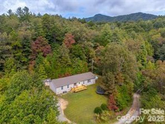 179 Fresh Water Ridge, Whittier, NC 28789