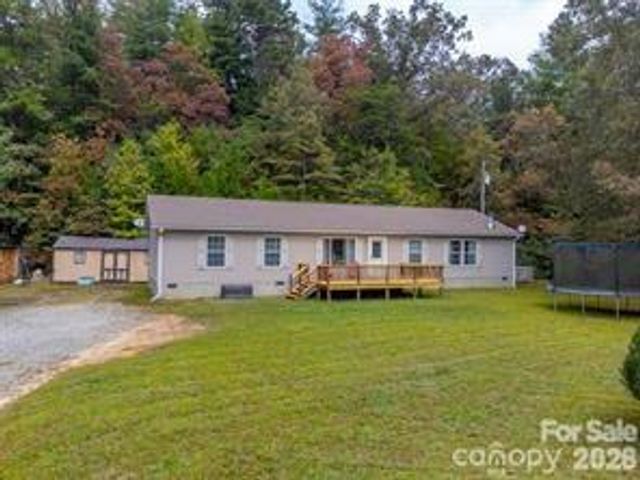 179 Fresh Water Ridge, Whittier, NC 28789