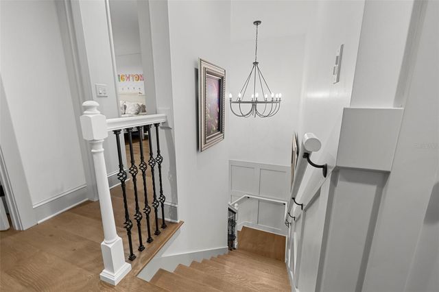 2420 14TH STREET N, St Petersburg, FL 33704