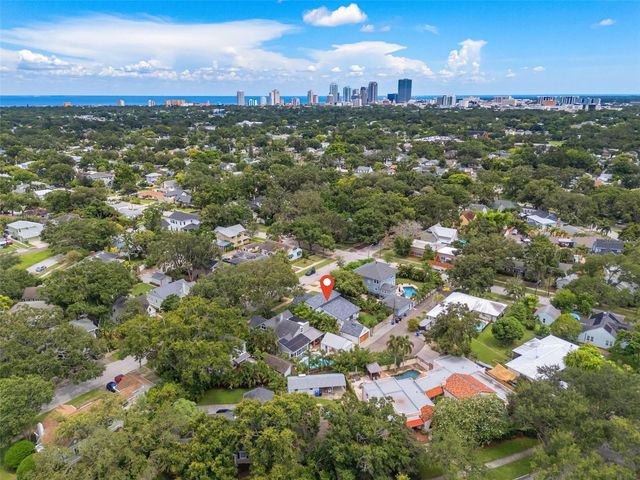 2420 14TH STREET N, St Petersburg, FL 33704