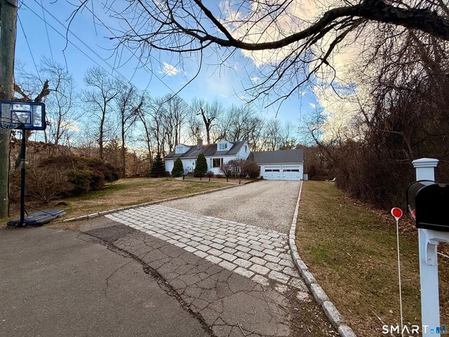 12 Belaire Drive, Westport, CT 06880