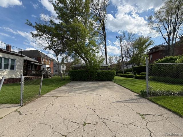 15935 Normandy Street, Detroit, MI 48238