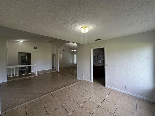 828 E FLAG LANE, Kissimmee, FL 34759