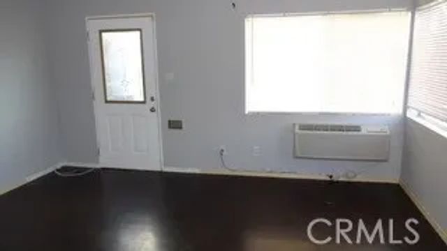 3147 S Halm Avenue, Los Angeles, CA 90034