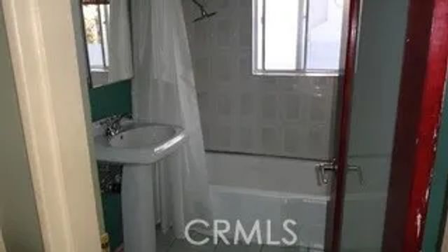 3147 S Halm Avenue, Los Angeles, CA 90034