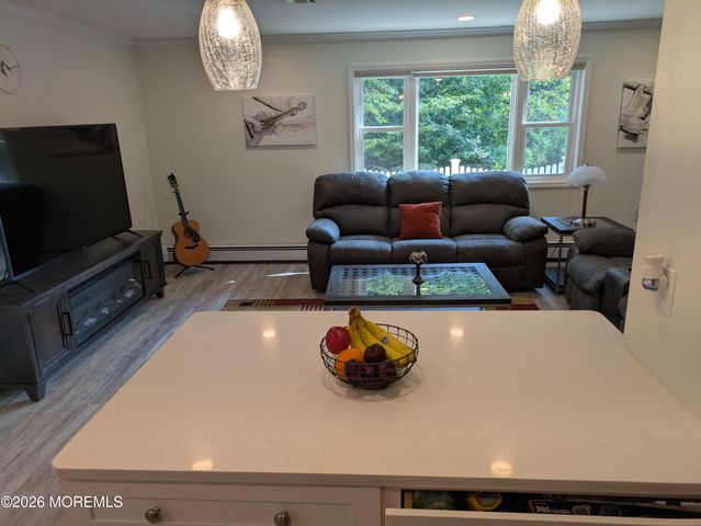 18 Maison Way, Toms River, NJ 08757