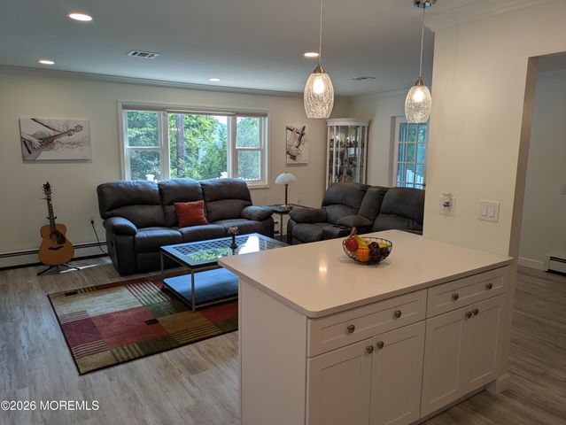 18 Maison Way, Toms River, NJ 08757