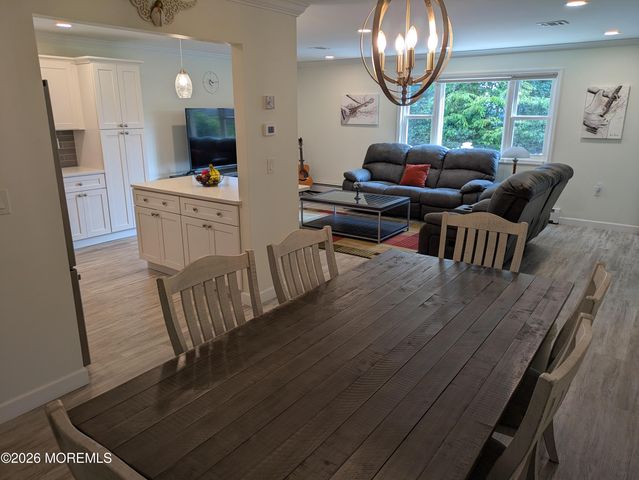 18 Maison Way, Toms River, NJ 08757