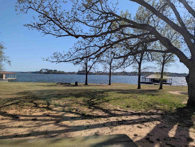 22812 coffee landing, Frankston, TX 75763