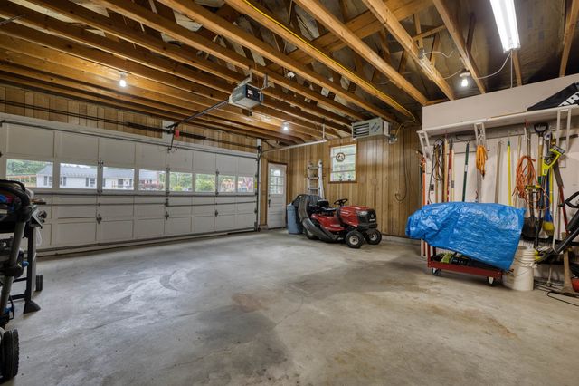 11 Abbott Lane, Ossipee, NH 03864
