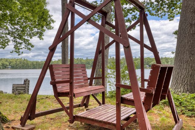 11 Abbott Lane, Ossipee, NH 03864