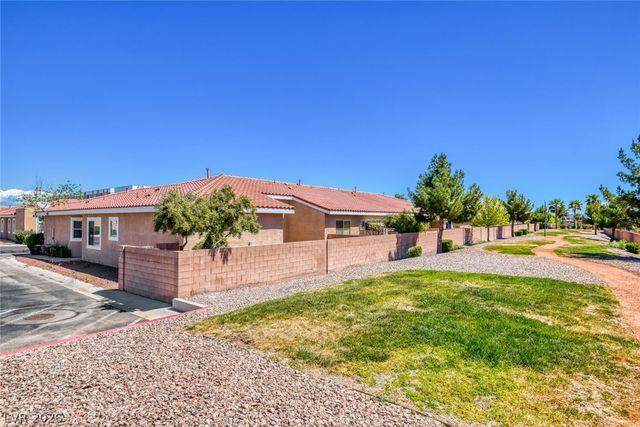 2849 Serenidad Drive, Las Vegas, NV 89123