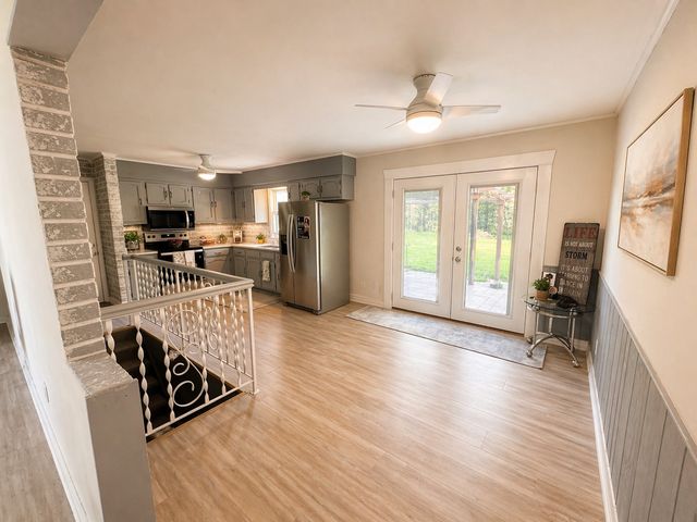 3919 Falling Leaf Drive, Rockford, IL 61109
