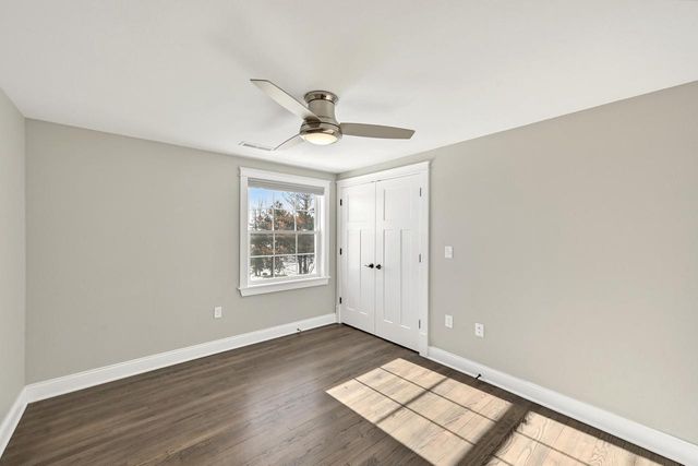 12312 W Donges Bay ROAD, Mequon, WI 53097