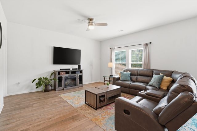 517 Spanish Wells Road, Summerville, SC 29486
