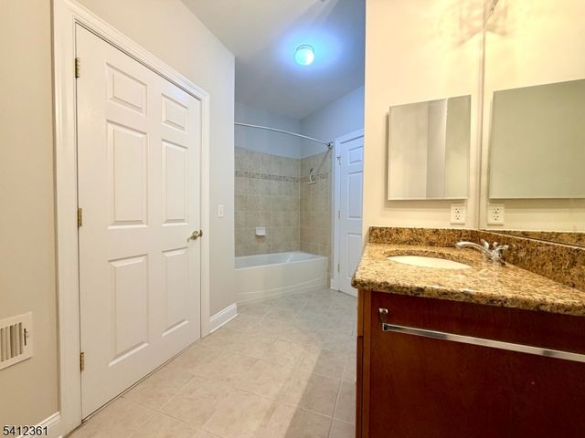 356 Victoria Drive, Bridgewater Twp., NJ 08807