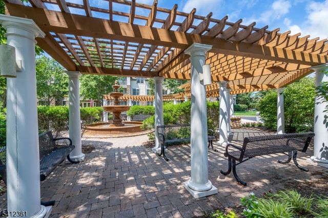 356 Victoria Drive, Bridgewater Twp., NJ 08807