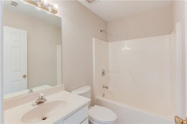 1840 Embassy Walk Lane, Lilburn, GA 30047