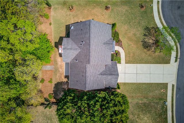 1840 Embassy Walk Lane, Lilburn, GA 30047