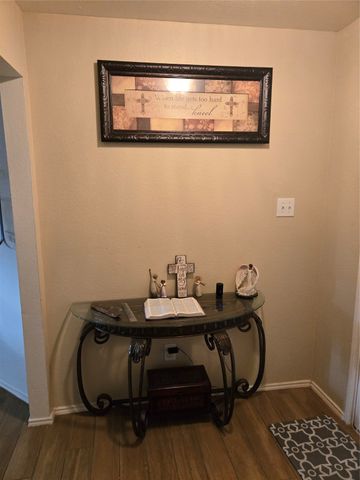 107 Kennedy Drive, Terrell, TX 75160