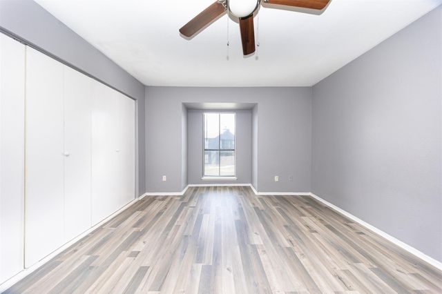 13480 S Thorntree Drive 1206, Houston, TX 77015