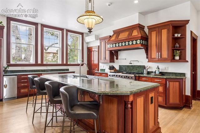 1600 N Cascade Avenue, Colorado Springs, CO 80907