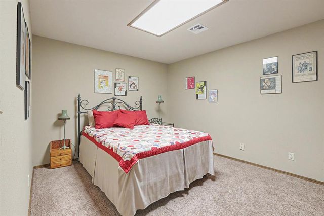 1211 E Rock Creek Road, Tuttle, OK 73089