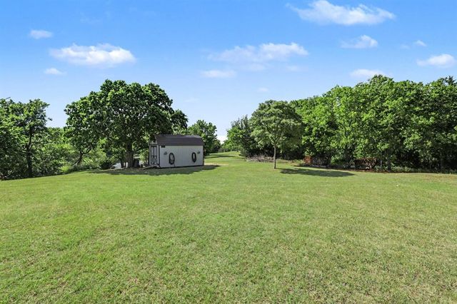 1211 E Rock Creek Road, Tuttle, OK 73089