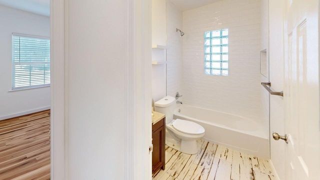 1202 Valley View Drive, Arlington, TX 76010