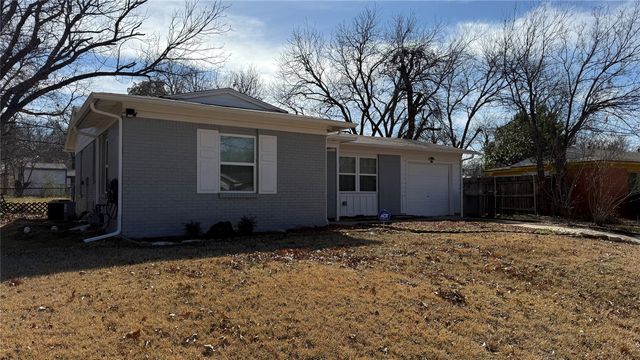 1202 Valley View Drive, Arlington, TX 76010