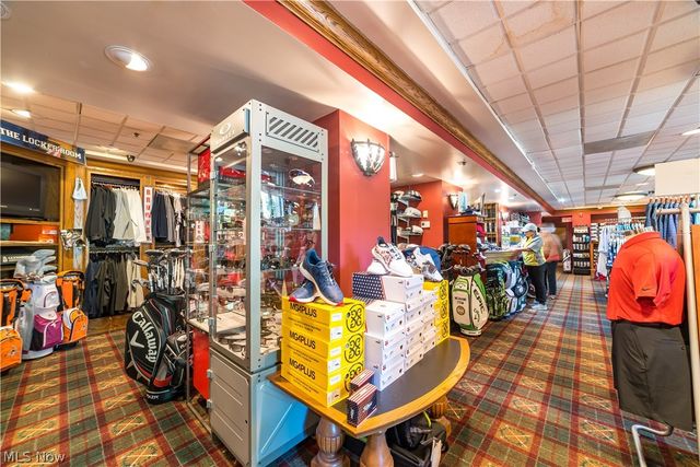 Armandale Avenue NW, Canton, OH 44718