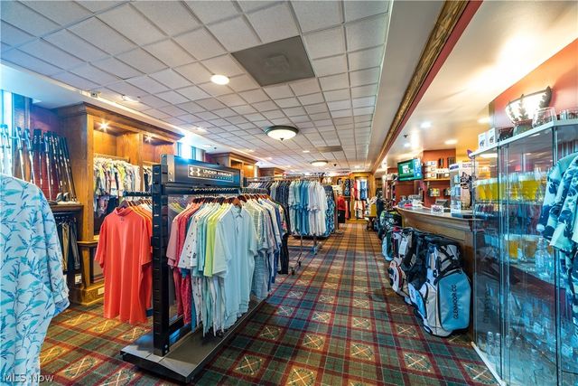 Armandale Avenue NW, Canton, OH 44718