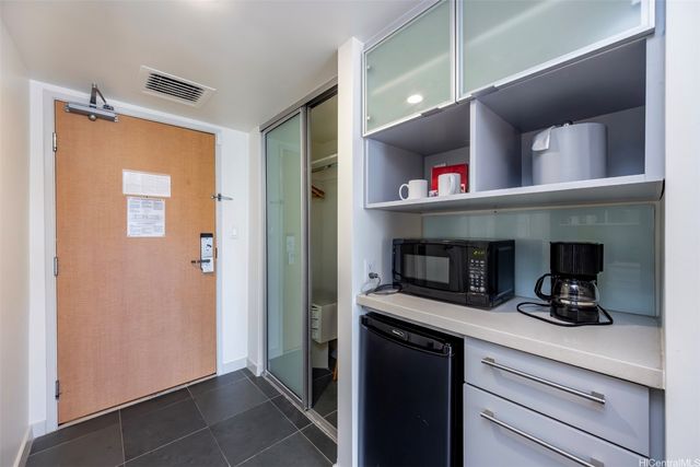 410 Atkinson Drive 1912, Honolulu, HI 96814