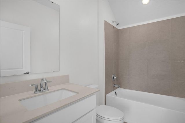 2533 RIDER RAIN LANE, Apopka, FL 32703