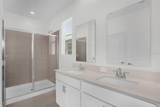 2533 RIDER RAIN LANE, Apopka, FL 32703