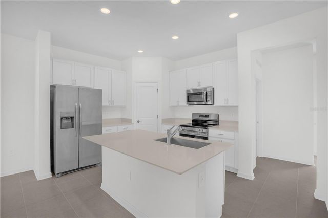 2533 RIDER RAIN LANE, Apopka, FL 32703