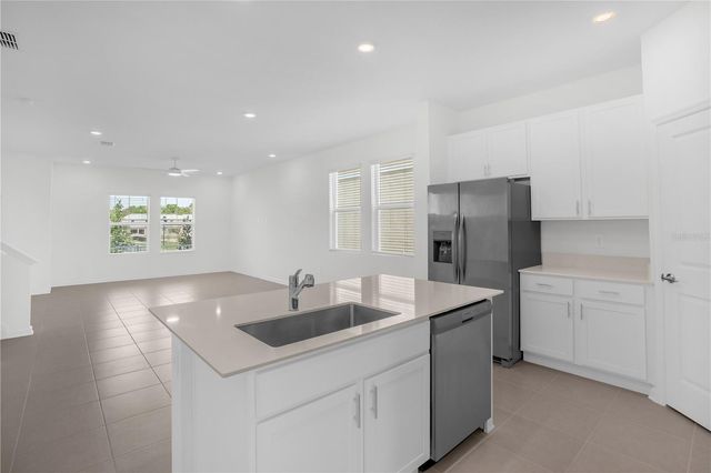 2533 RIDER RAIN LANE, Apopka, FL 32703