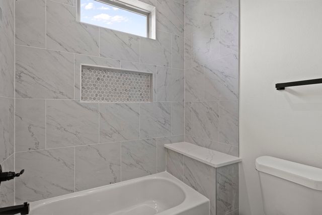 237 Kathryns Court, Mt Pleasant, TX 75455