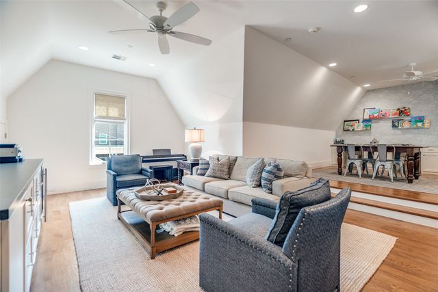 3325 Bryn Mawr Drive, University Park, TX 75225