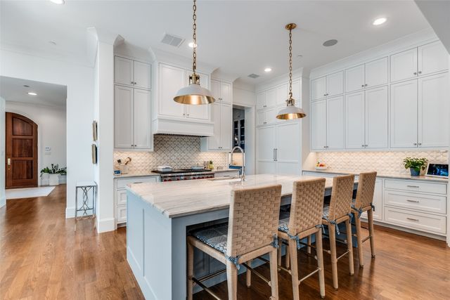 3325 Bryn Mawr Drive, University Park, TX 75225