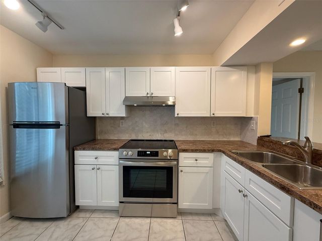 6219 PALMA DEL MAR BOULEVARD S 105, St Petersburg, FL 33715